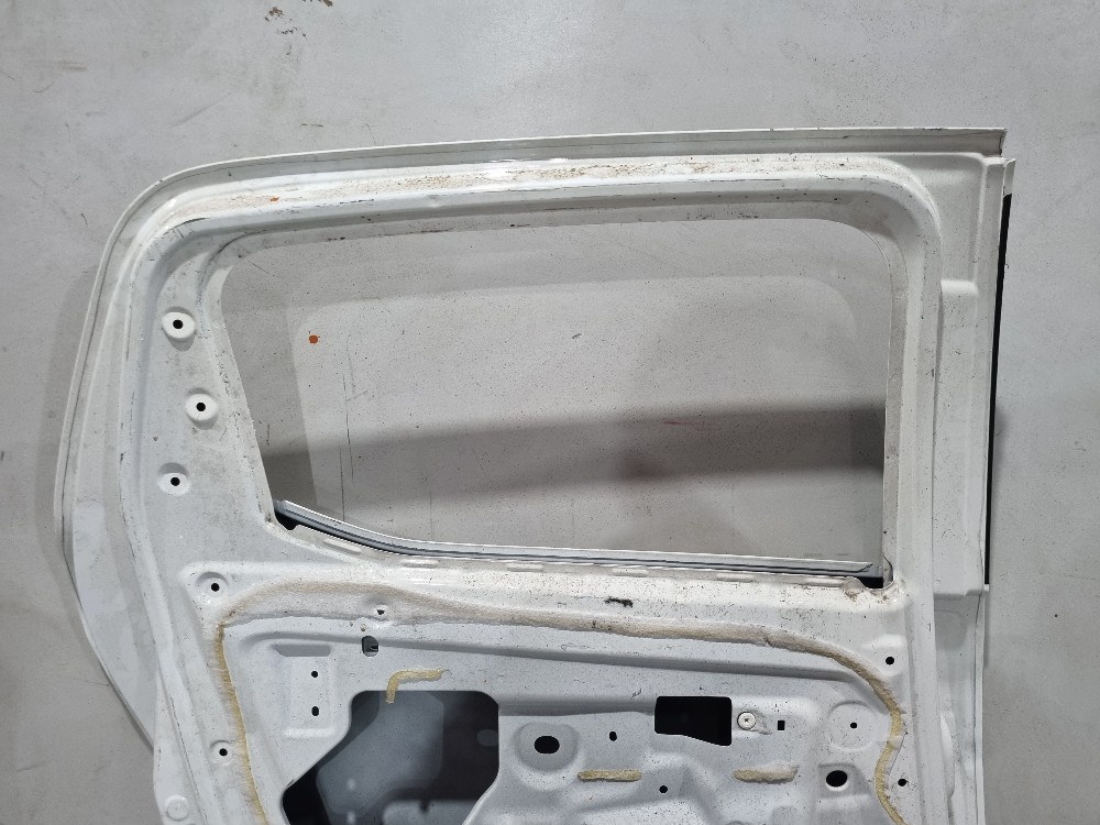 Porta Traseira Esquerda Fiat Strada 2020/2025 Recuperada 6