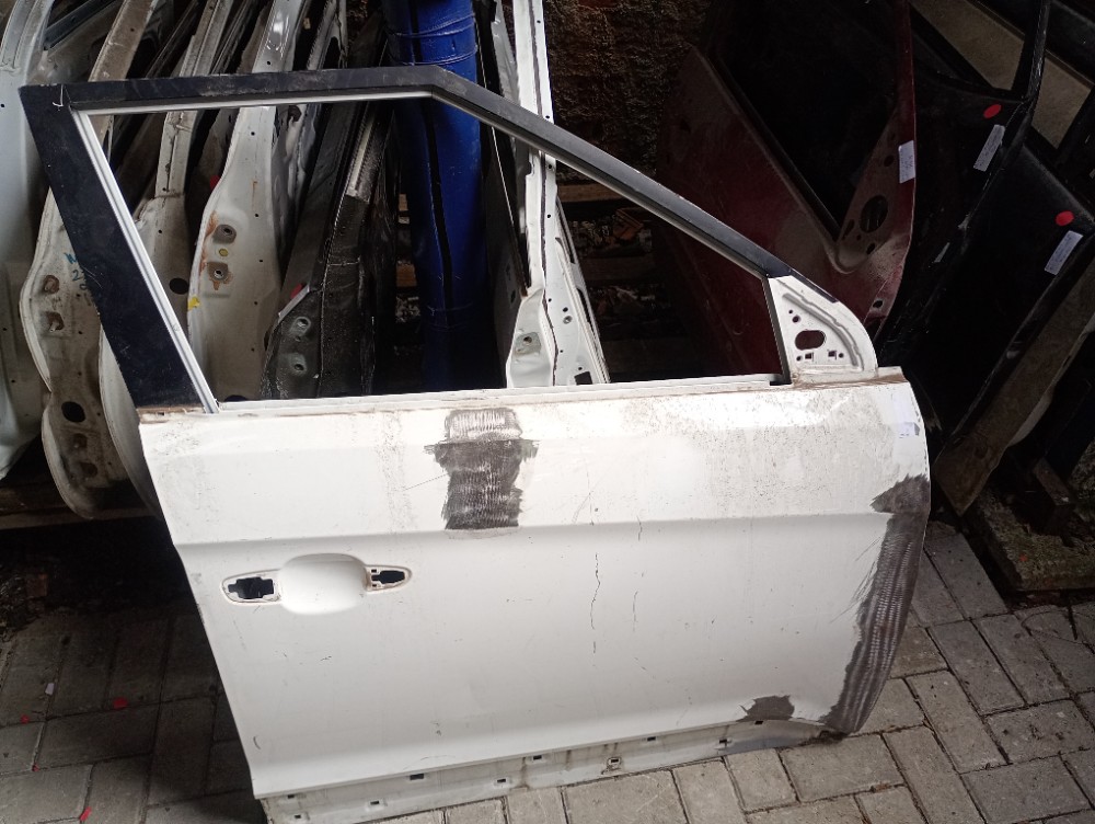 Porta Dianteira Do Lado Direito Hyundai Creta 2017/2022