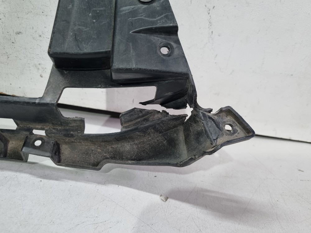 Grade Superior Interna Fiat Toro 2022/2024 Seminova Original 7