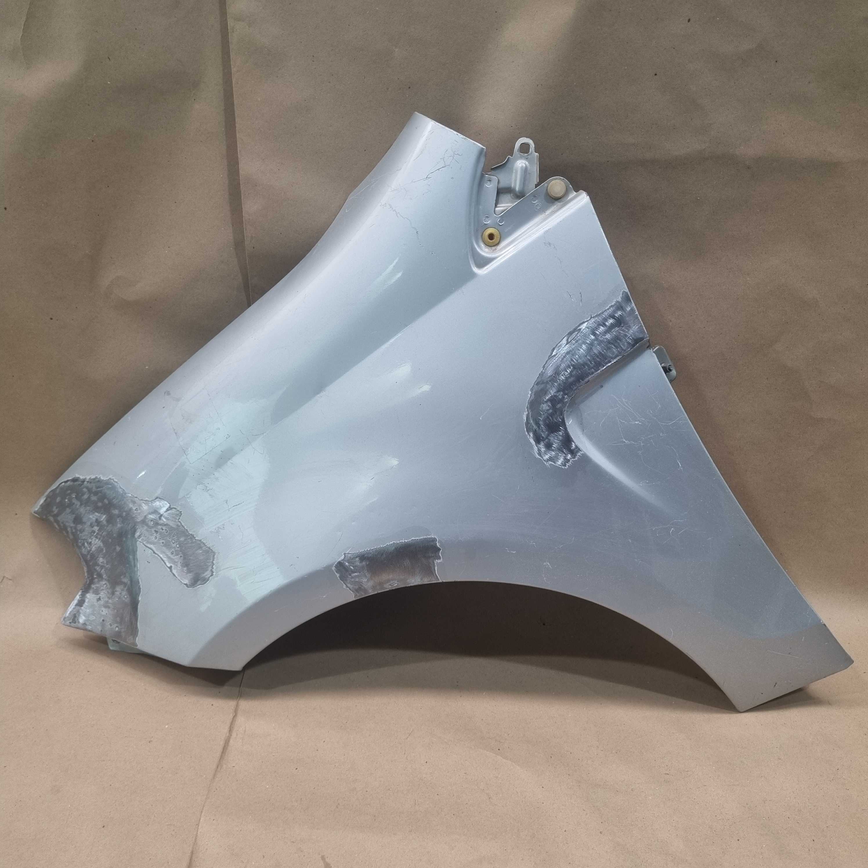 Paralama Do Lado Direito  Fiat Palio Modelos 2013/2018 1
