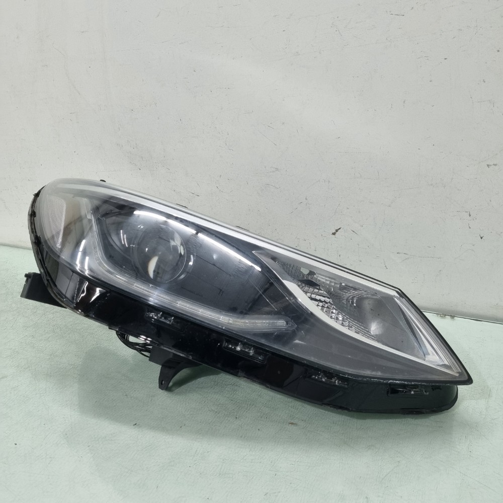 Farol Direito Com Led Chevrolet Cruze 2017/ 2023 Recuperado. Direito/passageiro 3