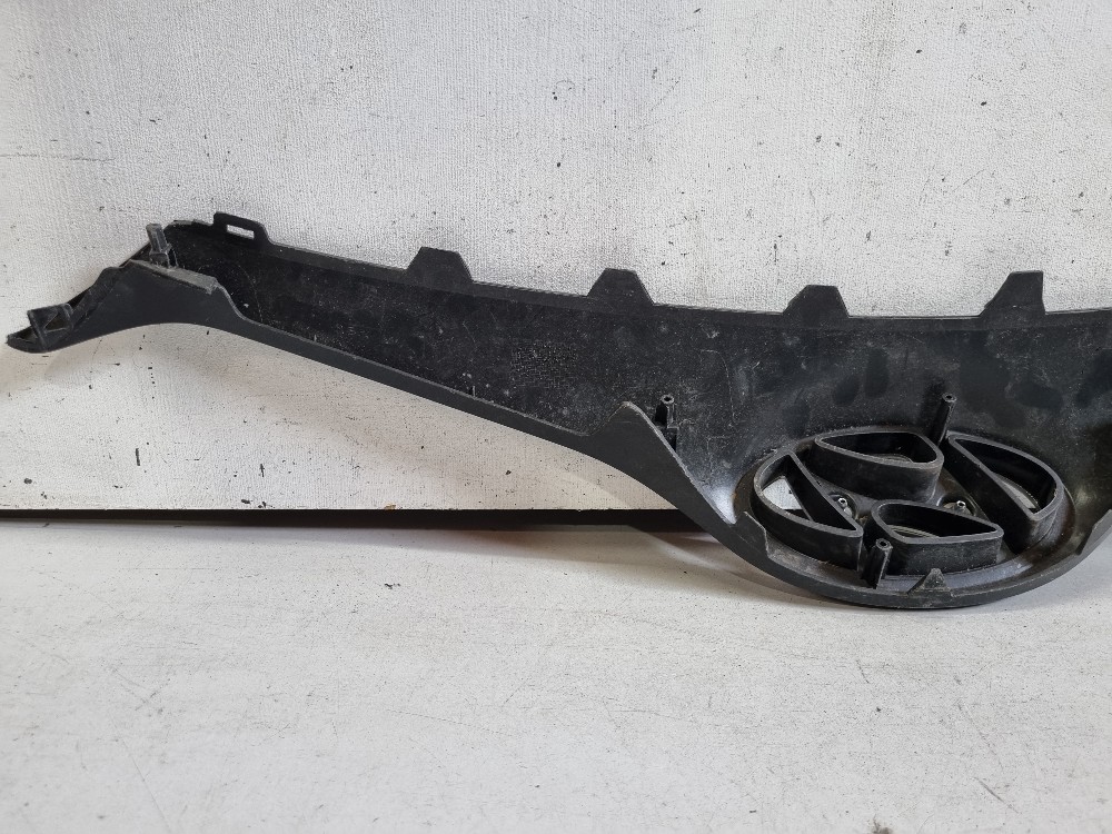 Moldura Da Grade Superior Hyundai Hb20 2013/2015 Seminova. 3