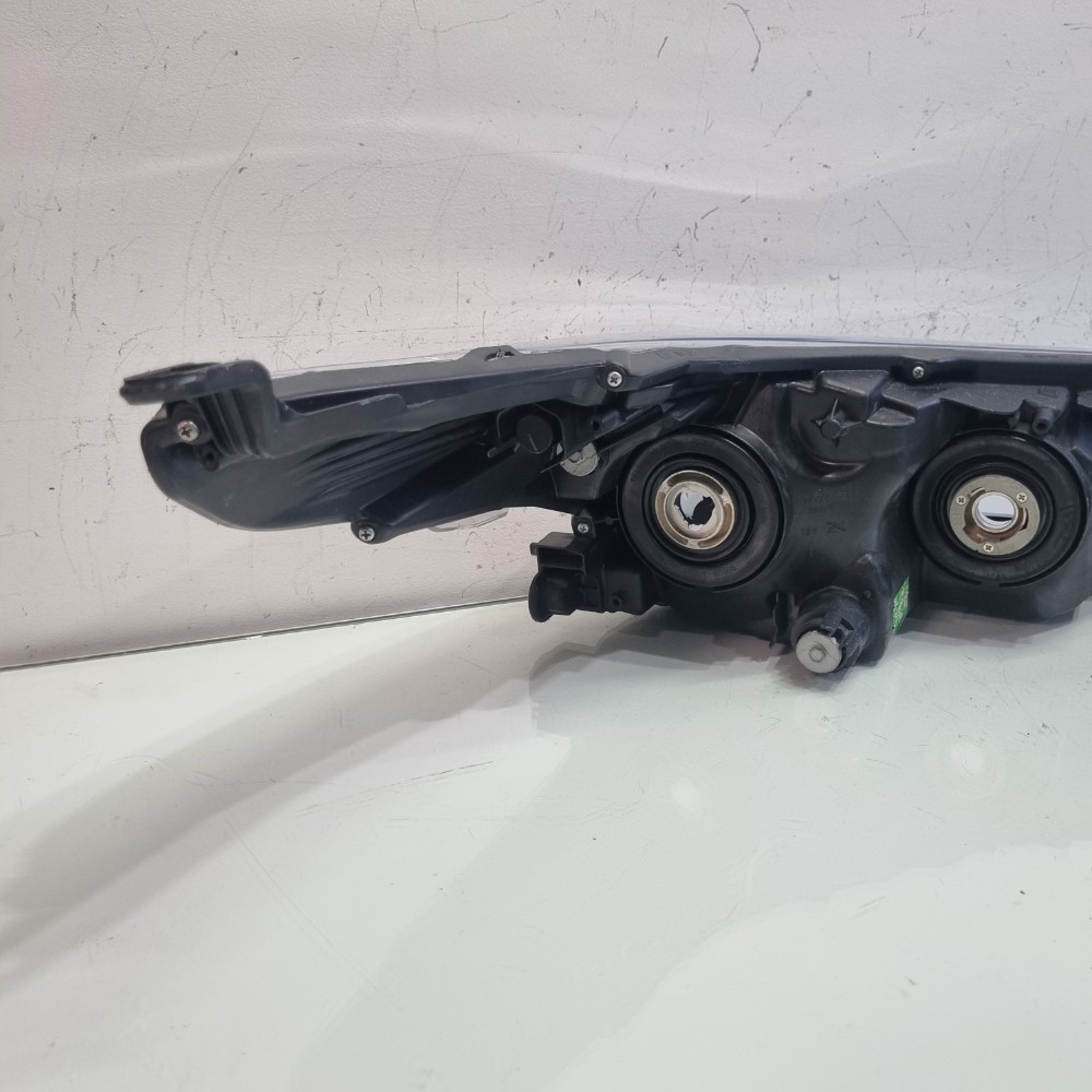 Farol Do Lado Esquerdo Toyota Yaris Modelos 2017/2021 Esquerdo/motorista 6