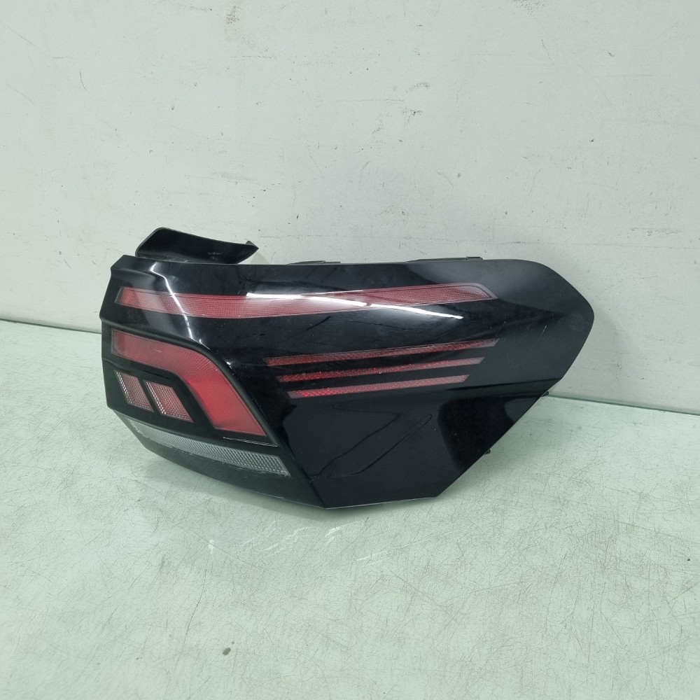 Lanterna Lado Direito Volkswagen Nivus  2019/2023 Recuperado 3