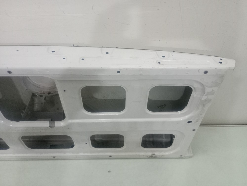 Tampa Traseira Volkswagen Saveiro Ano 2023/2025 Recuperada Branco 6