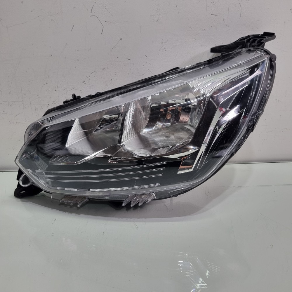 Farol Sem Led Do Lado Esquerdo Peugeot 208 2020/2024 Esquerdo/motorista 1