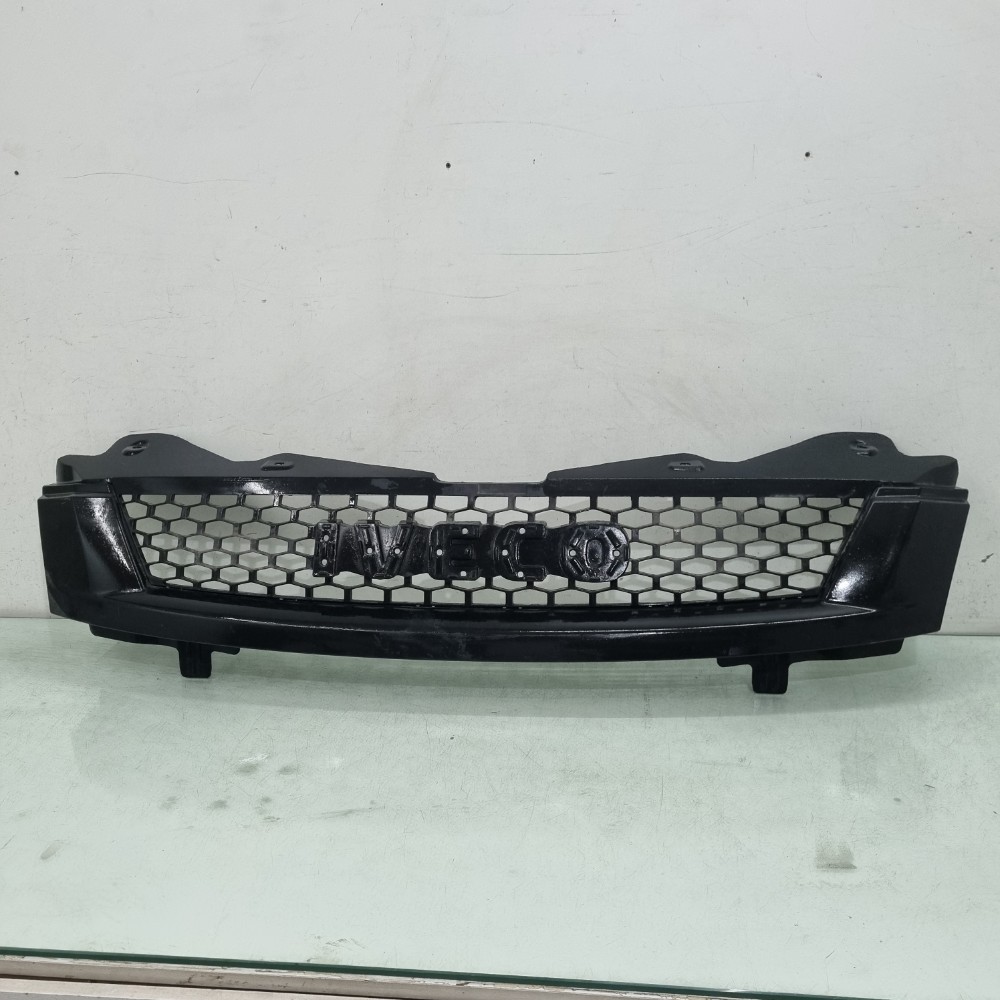 Grade Dianteira Superior Iveco Daily 2012/2018 Recuperada 2