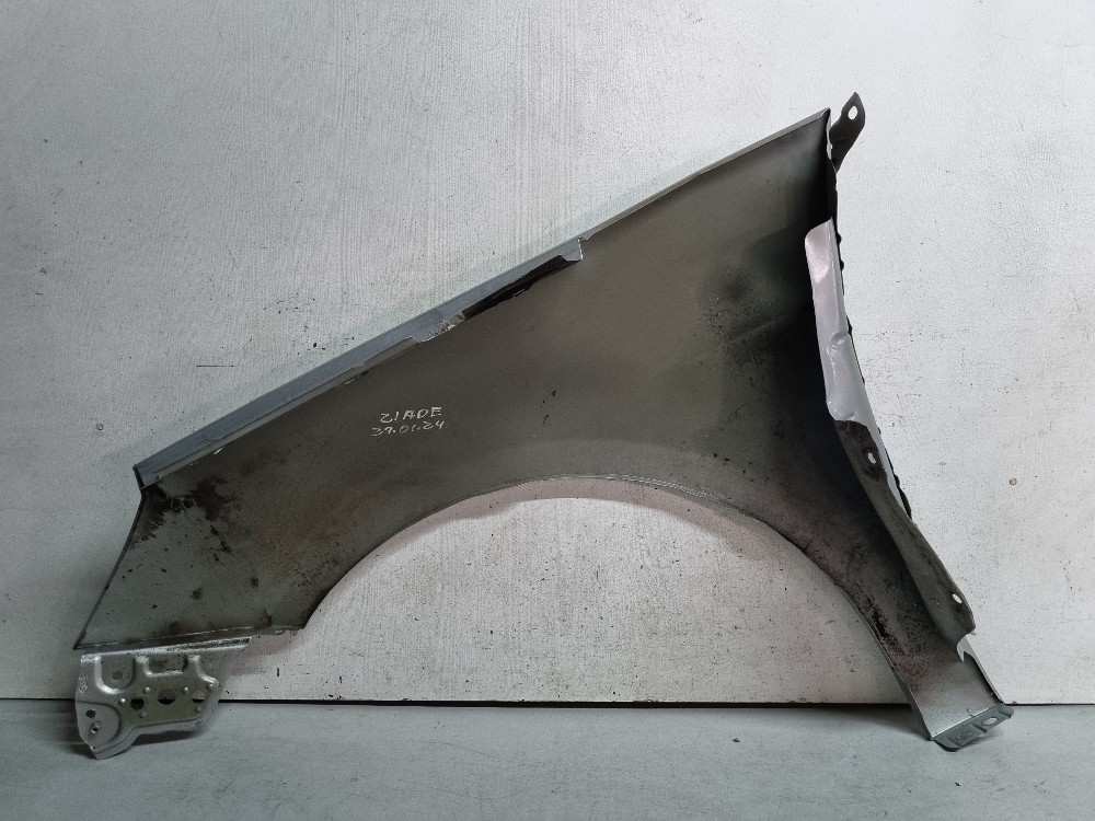 Paralama direito Saveiro robust 2017/2022 recuperado 5