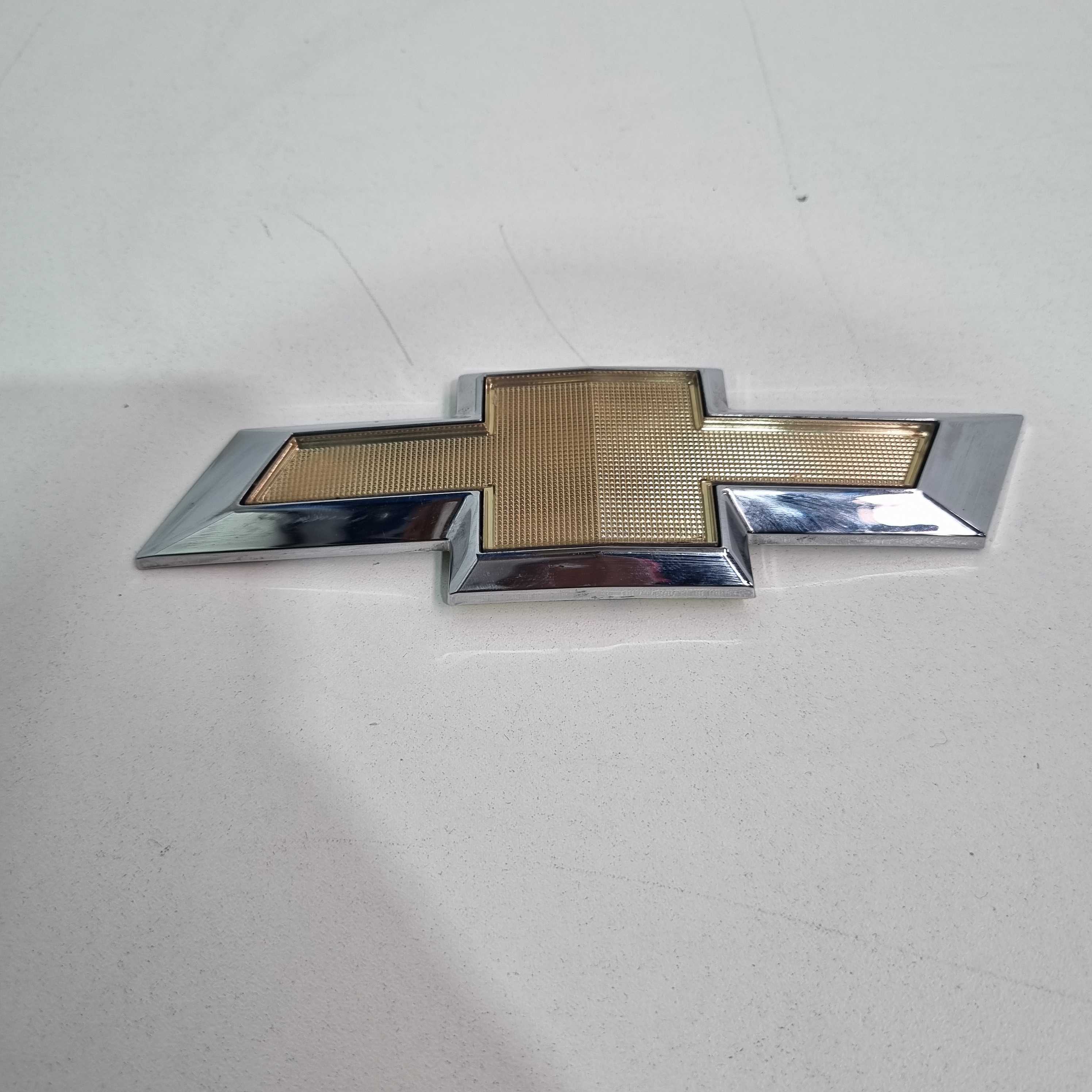 Emblema Da Tampa Traseira Chevrolet Agile 2009/2014