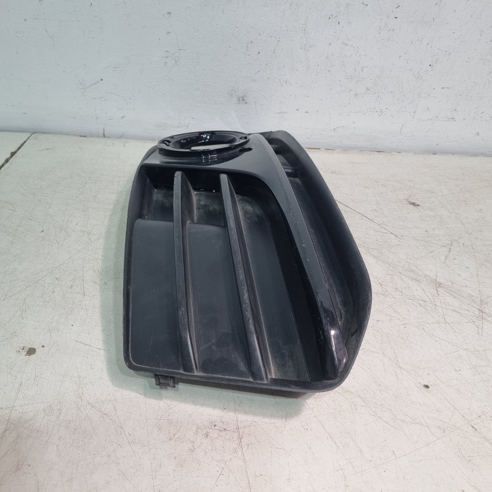Moldura Do Farol De Milha Esquerdo Audi Q5 2013/2015 Preto Esquerdo 3