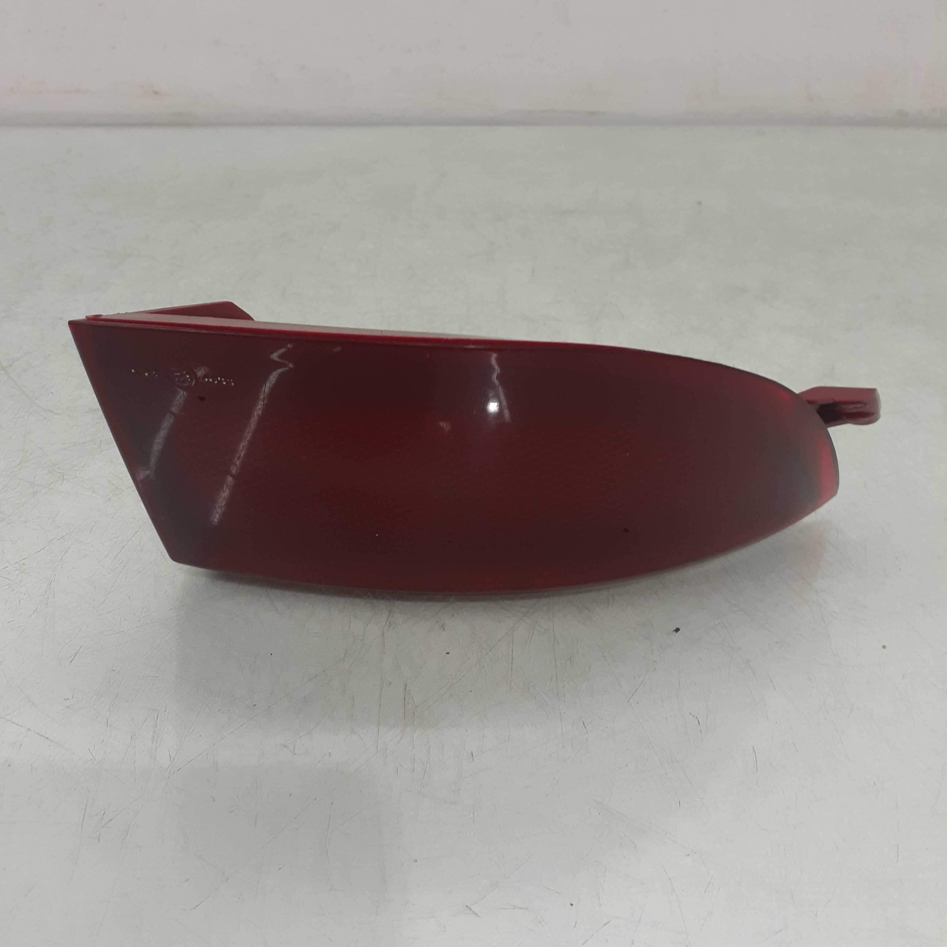 Refletor Traseiro Direito Fiat Strada Working 2014/2019 Rec 2