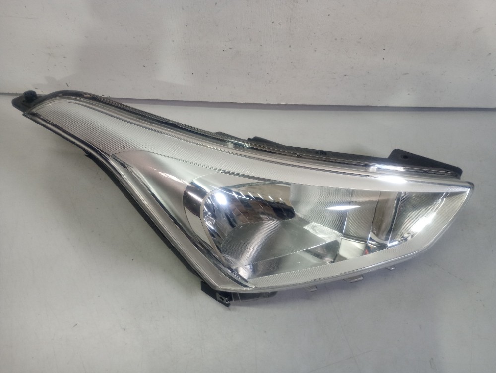 Farol Direito Hyundai Creta 2016/2020 Usado Recondicionada Direito/passageiro 3