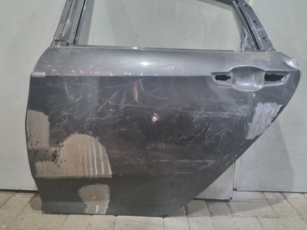 Porta traseira esquerda Honda Civic 2017/2021 recuperada 3