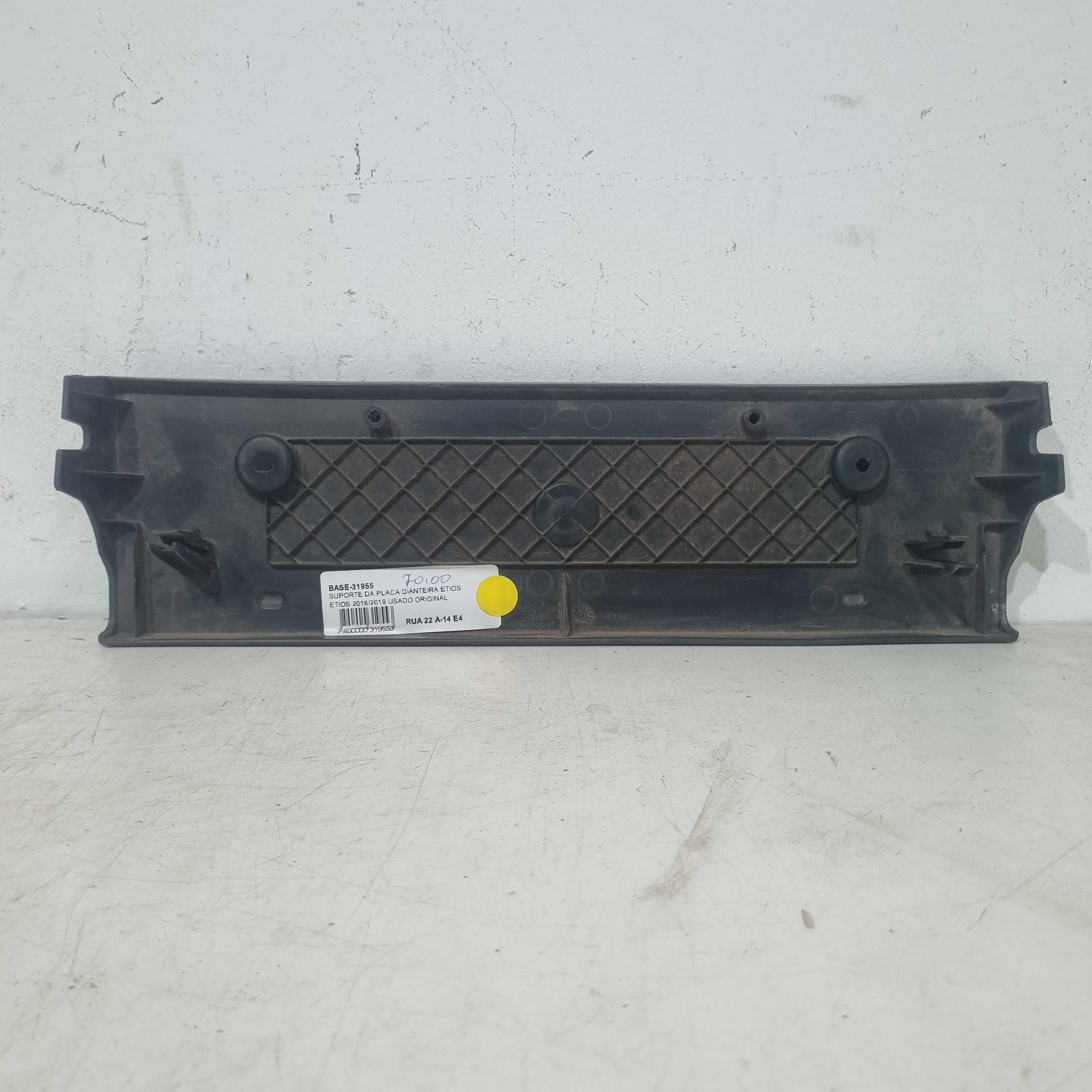 Suporte Da Placa Dianteira Toyota Etios Modelos 2016/2019 Preto 2