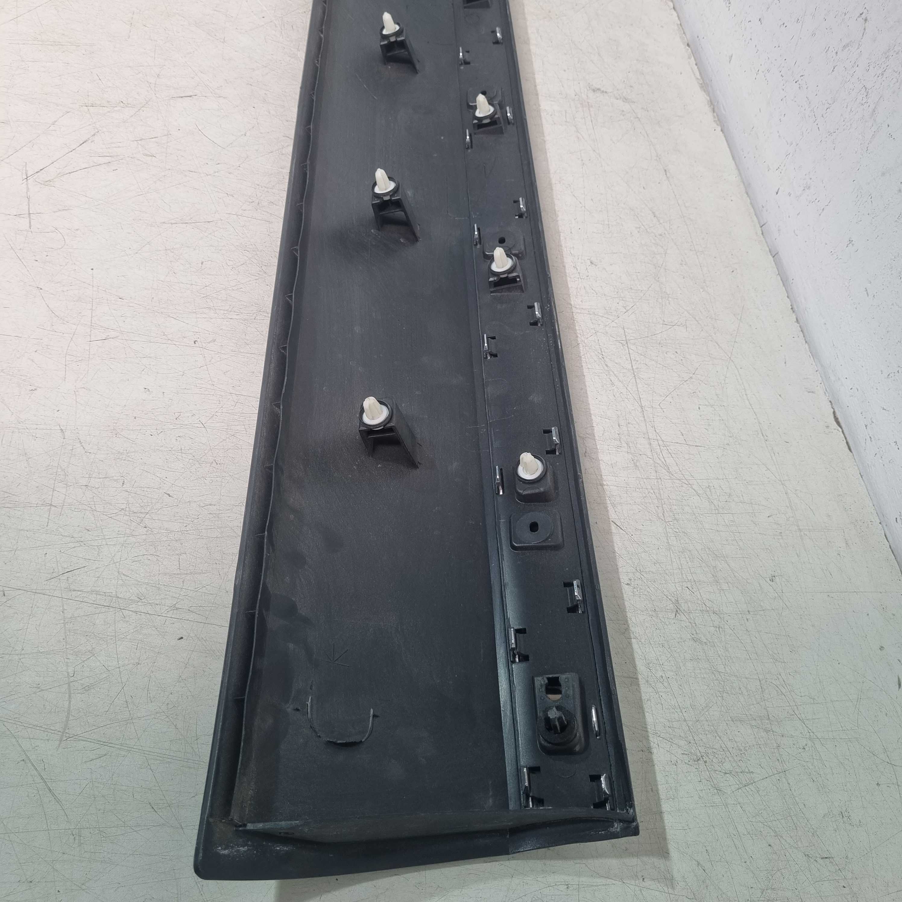 Friso Da Porta Dianteira Direita Chery Tiggo 7 2020/2022 Preto 5