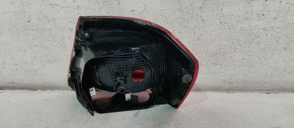 Lanterna Esquerda  Vw Gol G7 2017/2022 Recon. Esquerdo/motorista Vermelha 3