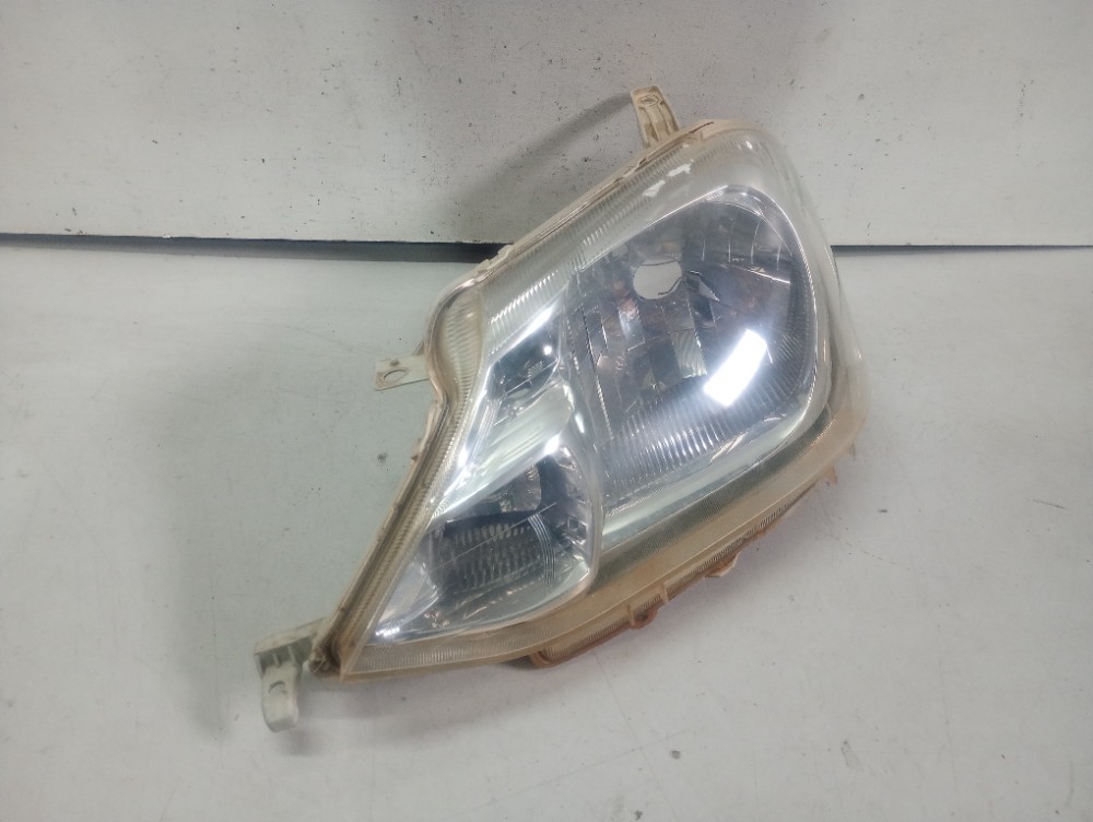 Farol Esquerdo Toyota Etios 2013/2016 Esquerdo/motorista 3