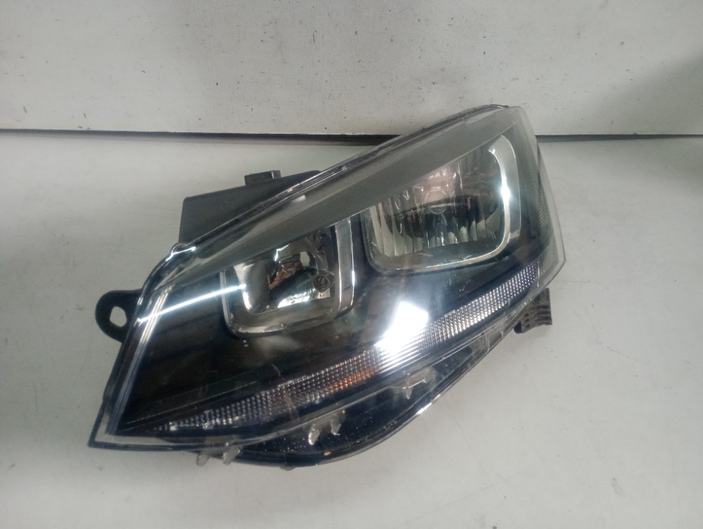 Farol Mascara Negra Do Lado Esquerdo Vw Cross Fox 2016/2020 Esquerdo/motorista 2