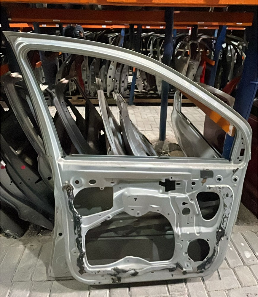 Porta Dianteira Esquerda Renault Scenic 1999/2007 Prara 2