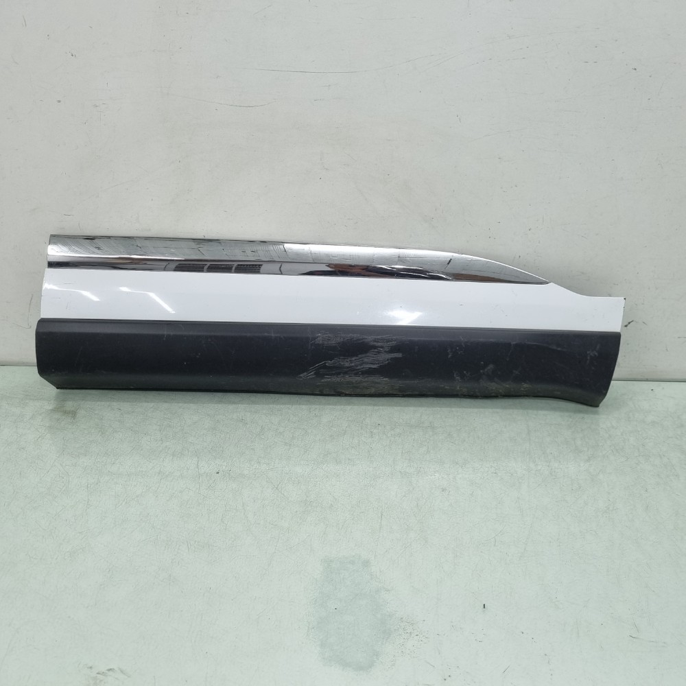 Friso Da Porta Dianteira Direita Chery Tiggo 8 2022/2024 1
