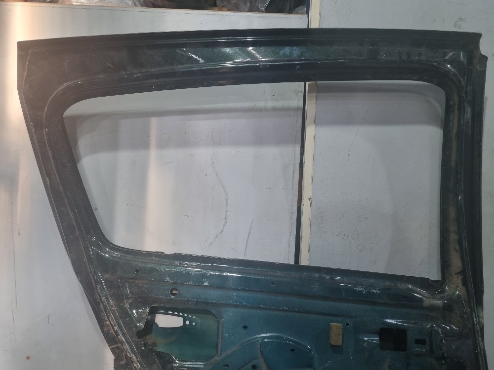 Porta traseira esquerda Renault Sandero 2008/2014 recuperada 5