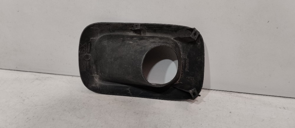 Moldura Milha Direita Fiat Uno 2014/2016 Recuperado Original 4
