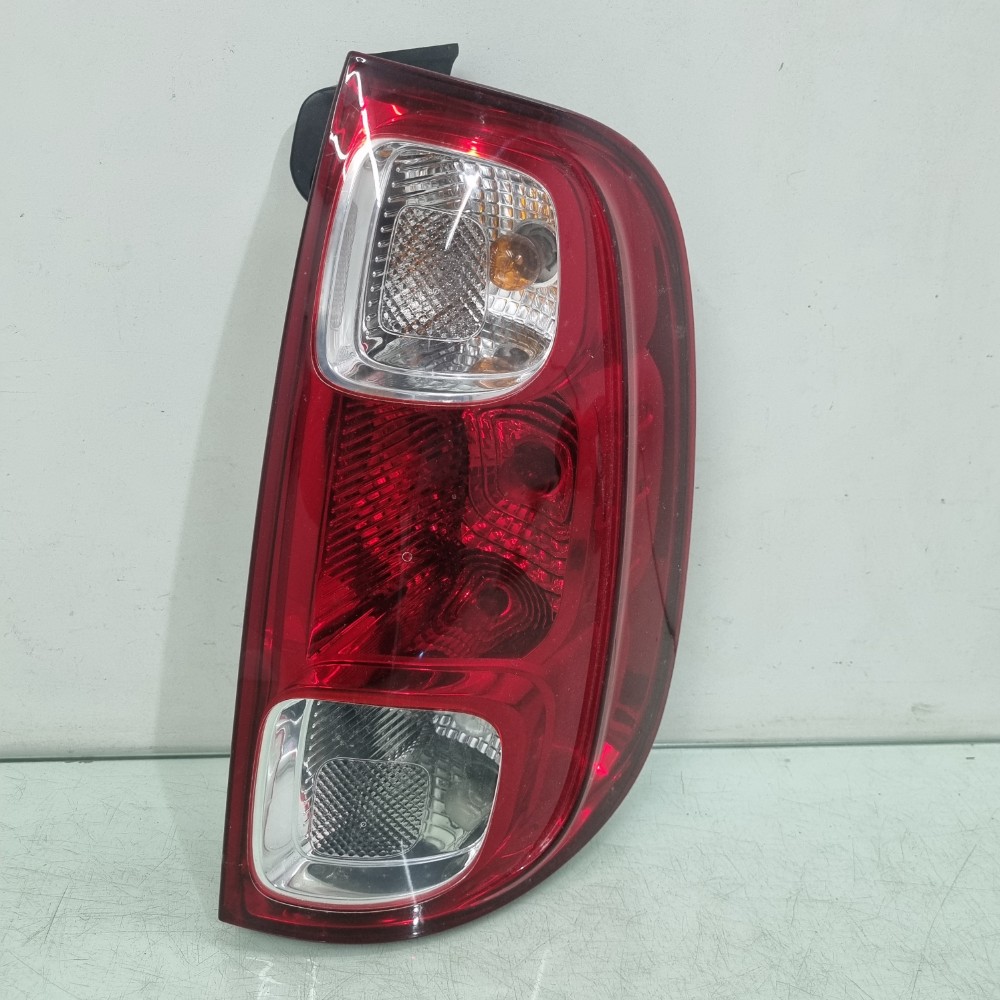 Lanterna Direita Fiat Uno Vivave Ano 2010/2015 Recuperada. Direito/passageiro 1