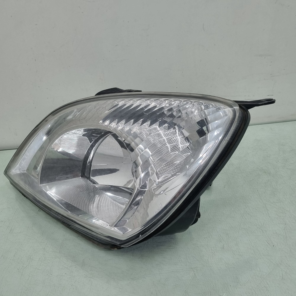 Farol Do Lado Esquerdo  Caoa Chery Tiggo Modelos 2010/2015 Esquerdo/motorista 2