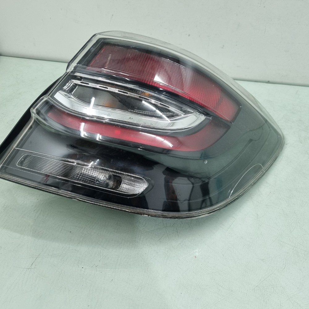 Lanterna Lado Direito Renault Sandero Stepway 2020 À 2024 Direito/passageiro 2