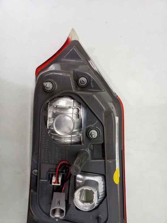 Lanterna Do Lado Esquerdo Toyota Corolla Modelos 2015/2017 Esquerdo/motorista 4