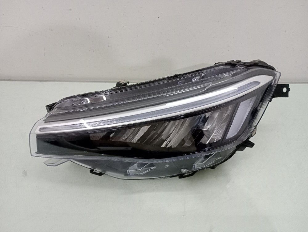 Farol Esquerdo Recuperado Full Led Nivus 2025 Recuperado 2