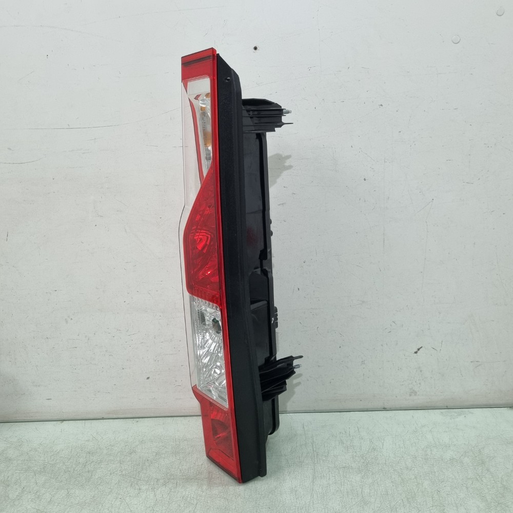 Lanterna Esquerda Renault Master 2013/2021 Recuperada Esquerdo/motorista 3