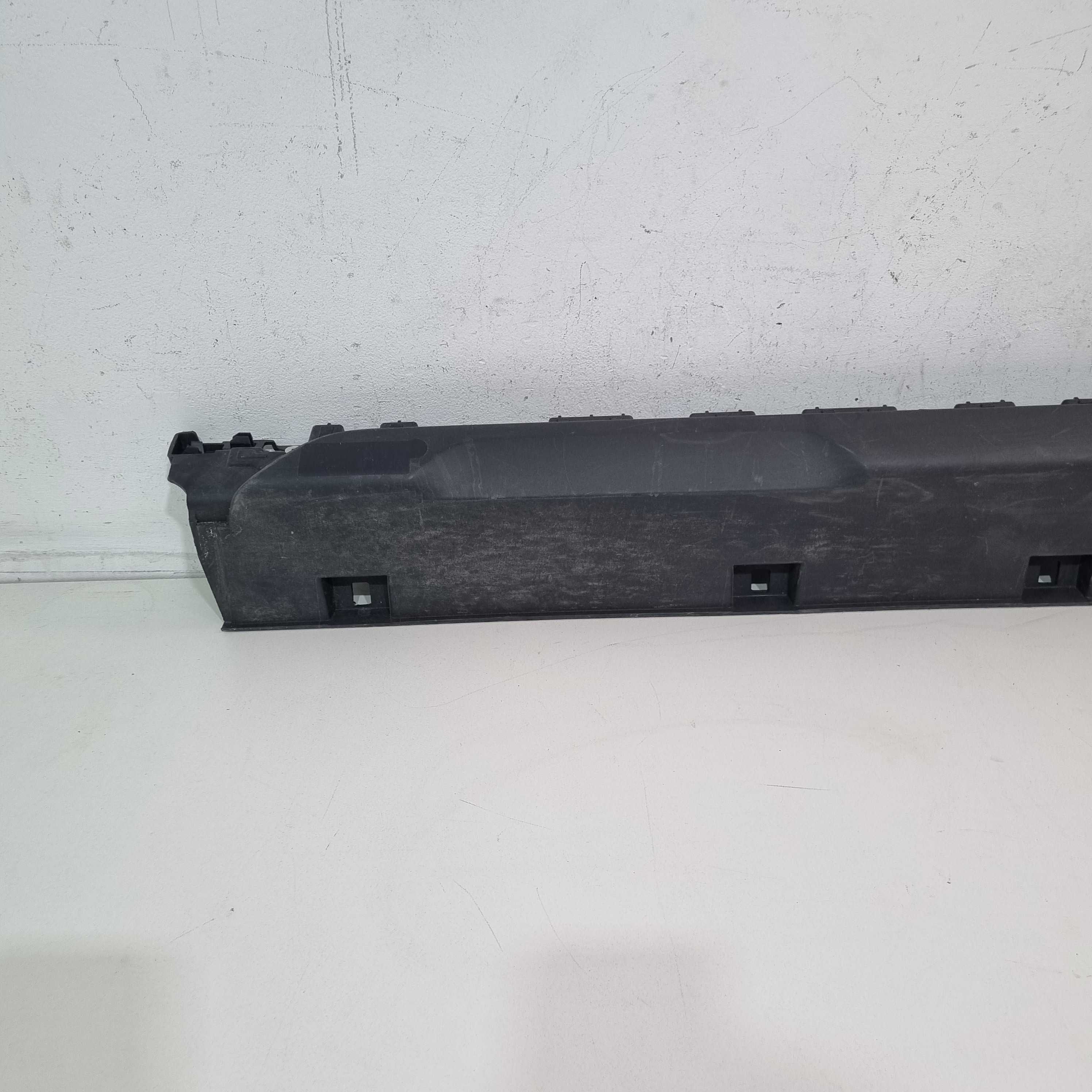 Spoiler Lateral Do Lado Esquerdo Renault Duster 2020/2023 4