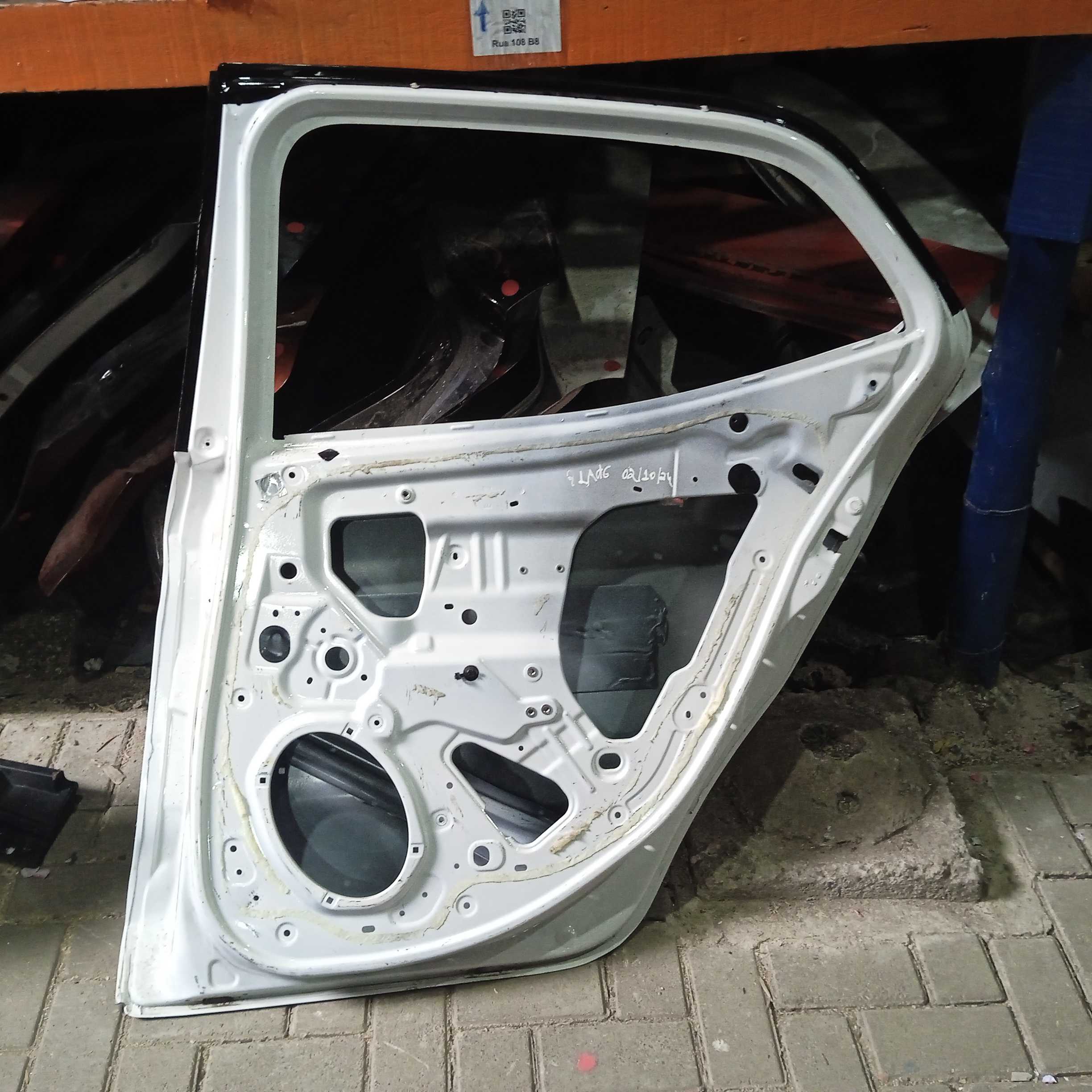 Porta traseira lado direito pulse 2021 a 2024 2