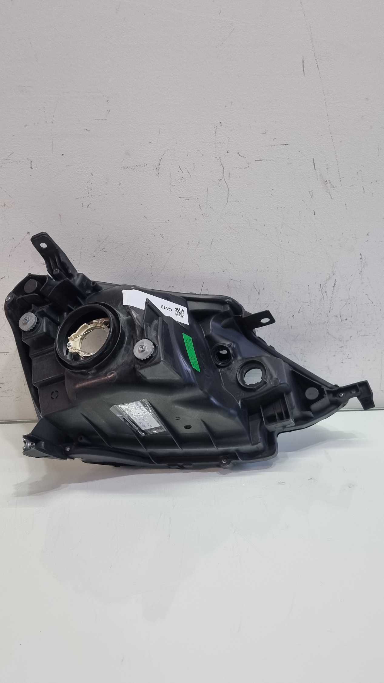 Farol lado esquerdo Toyota Etios modelo 2015/2019 3