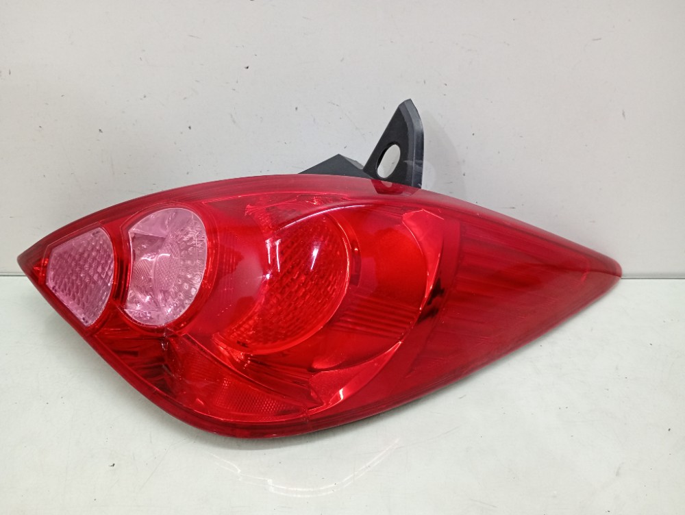 Lanterna Direita Nissan Tiida 2008 2009 2010 2011 Original