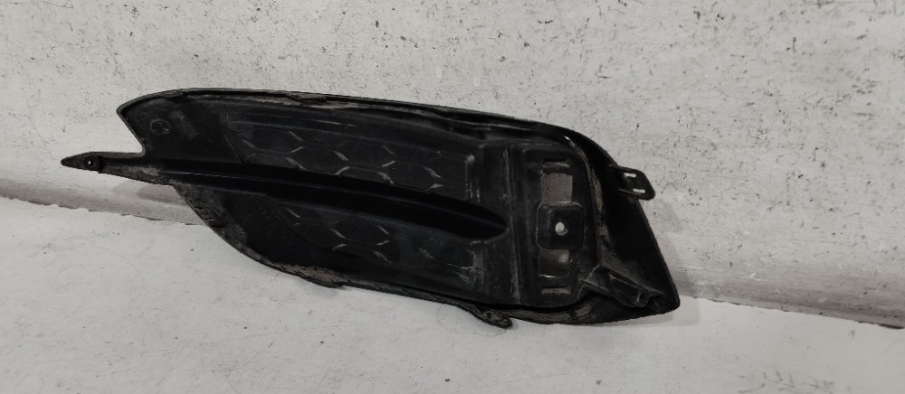 Moldura Grade Traseira Esquerda Honda Civic 2017/2021 3