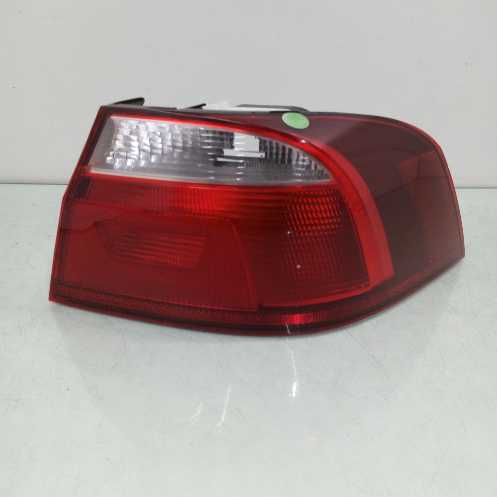 Lanterna Lado Direito Volkswagen Voyage Gvi 2013/2016 Direito/passageiro 1
