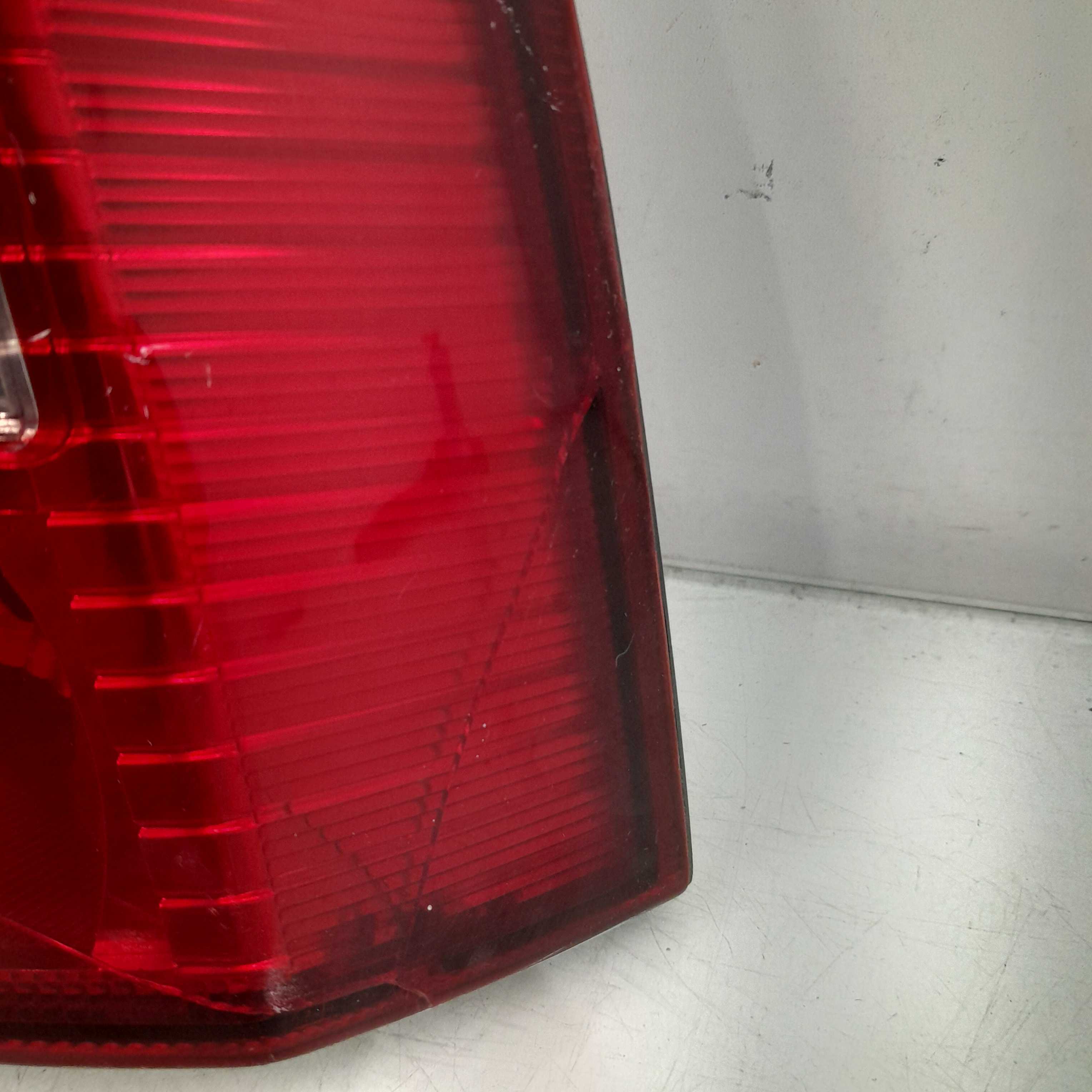 Lanterna Do Lado Direito Chevrolet Astra Sedan 2011/2013 Direito/passageiro 4