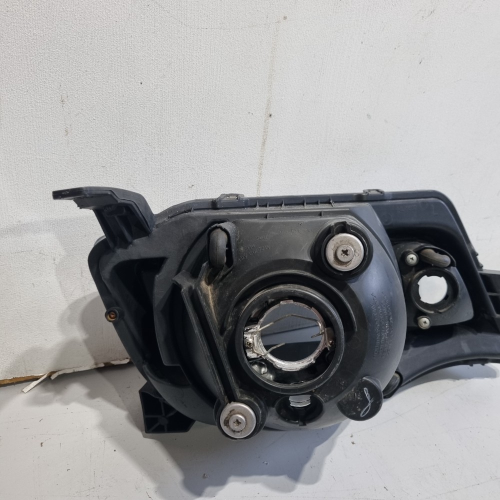 Farol Do Lado Esquerdo Renault Kwid Modelos 2017/2021 Esquerdo/motorista 3