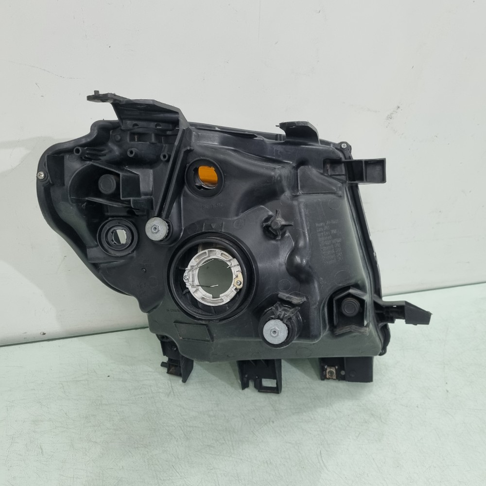 Farol Mascara Negra Do Lado Esquerdo Ford Ranger 2013/2016 Esquerdo/motorista 4