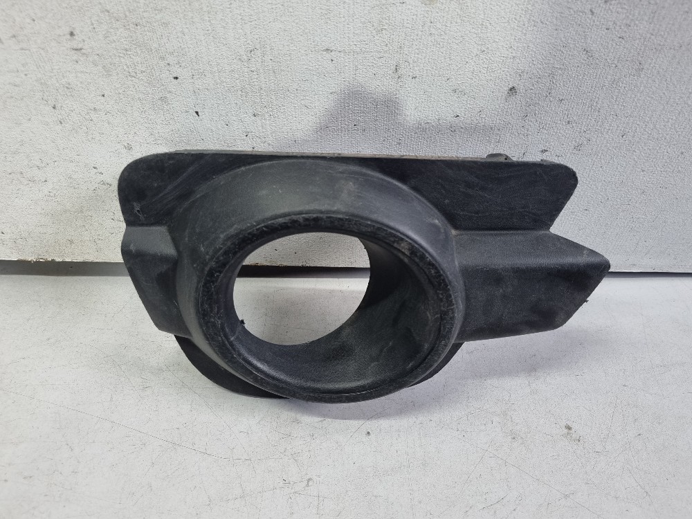 Moldura Do Cibié Direito Renault Kwid 2017 / 2021 Semi-nova. 2