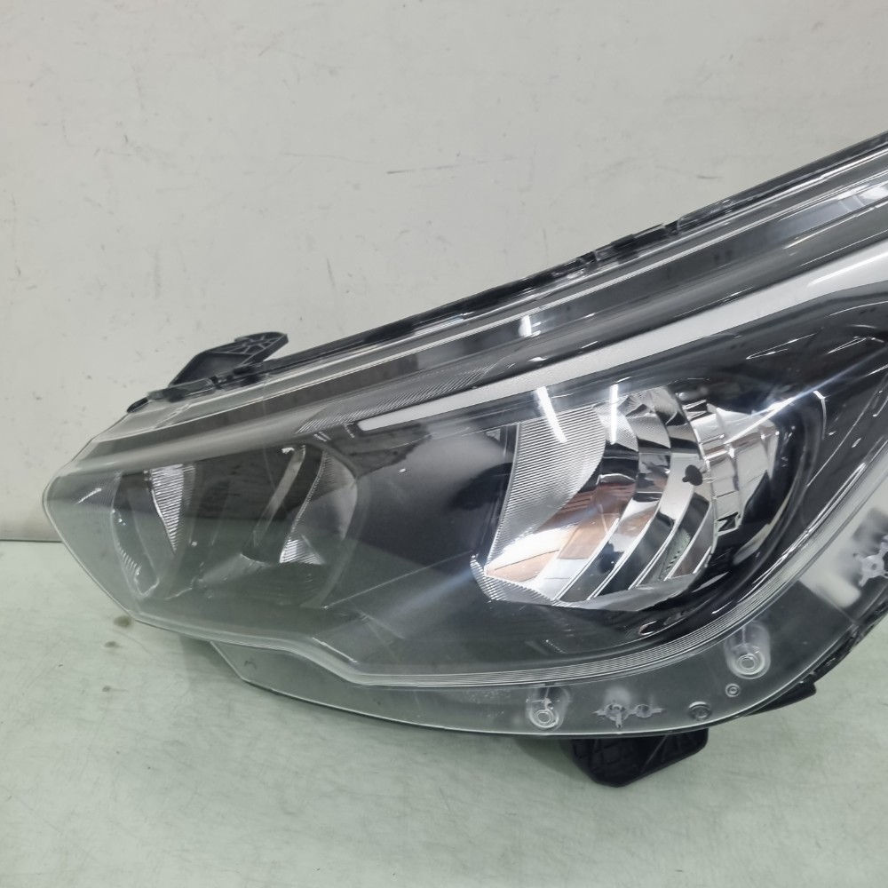 Farol Esquerdo Sem Led Fiat Argo Modelos 2018/2023 Esquerdo/motorista 2
