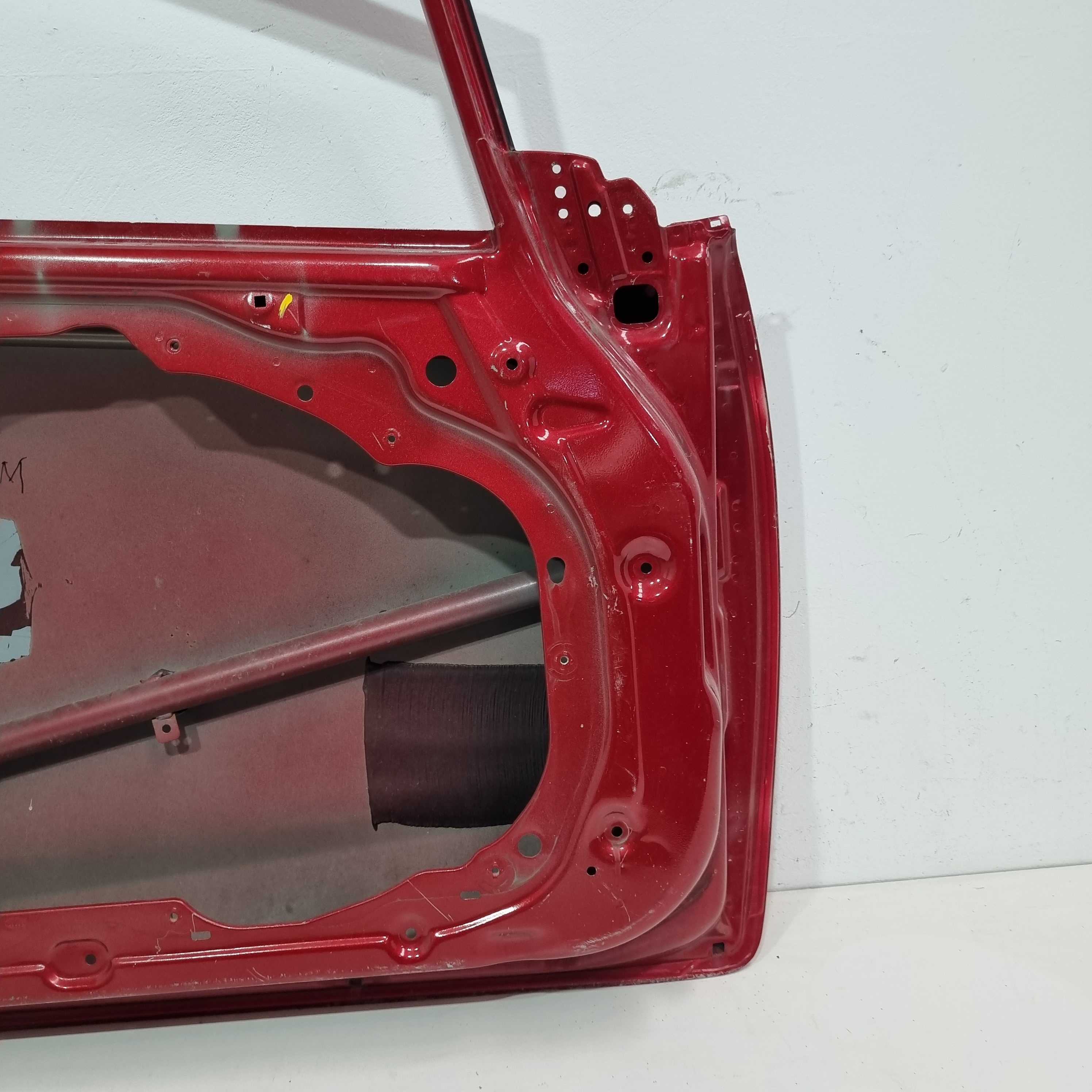 Porta Dianteira Do Lado Esquerdo Kia Cerato 2015/2020 Dianteira Esquerdo Vermelho 8