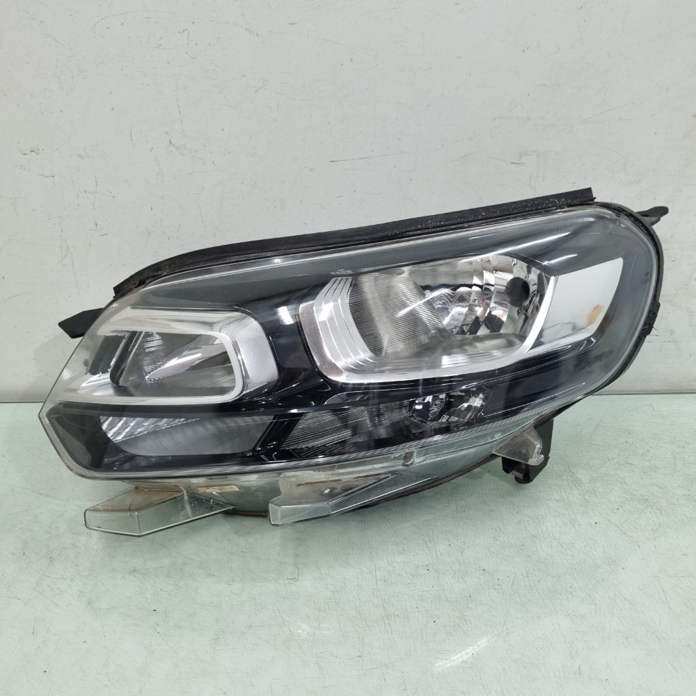 Farol Esquerdo Citroën Jumpy 2020 2021 2022 2023 2024 Esquerdo/motorista 1