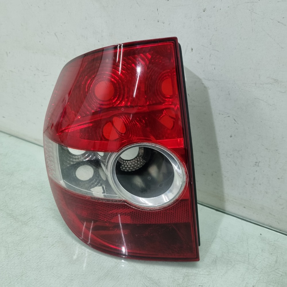 Lanterna Esquerda Volkswagen Fox Modelos 2006/2010 Esquerdo/motorista 2