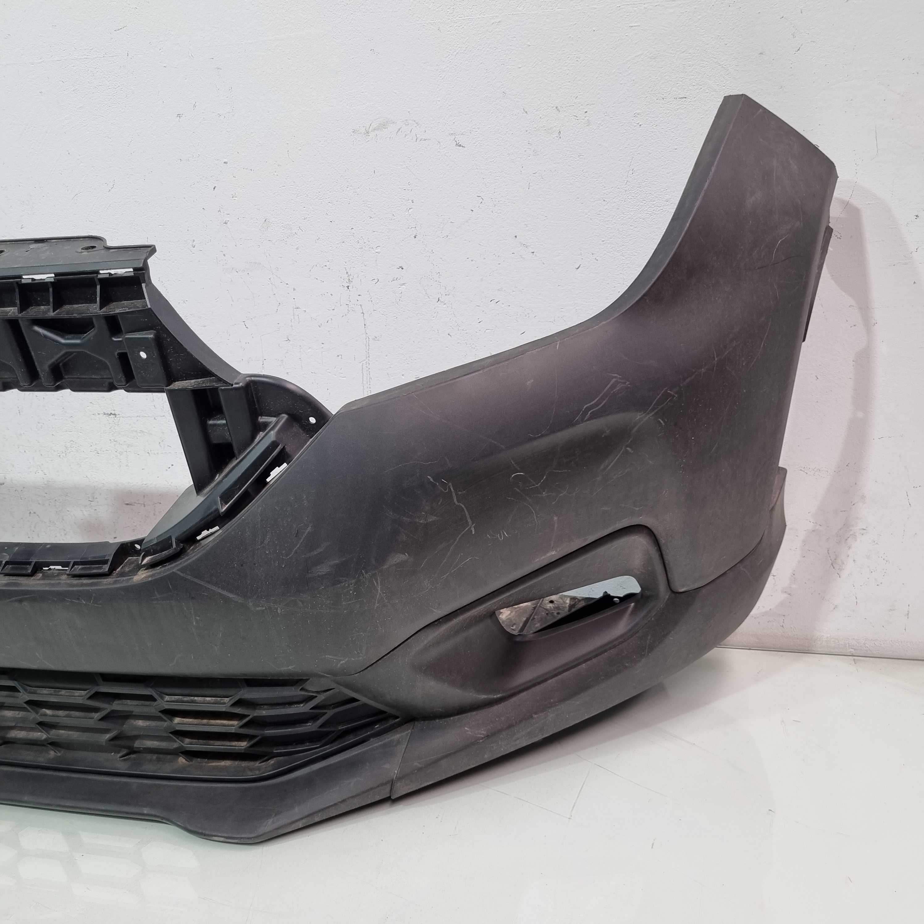 Para-choque Dianteiro Fiat Strada Modelos 2020/2024 Preto 4