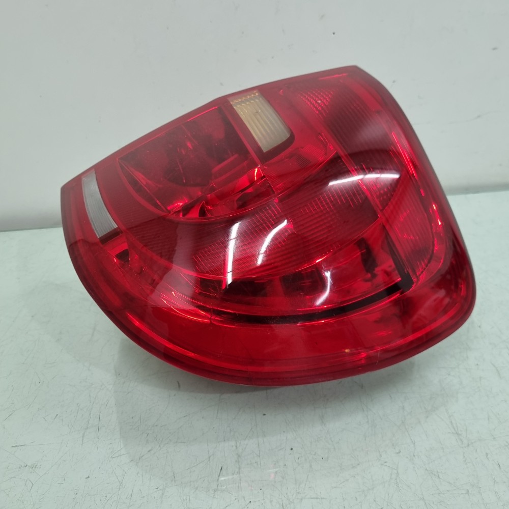Lanterna Do Lado Direito Volkswagen Fox  Modelos 2011/2014 Direito/passageiro 2