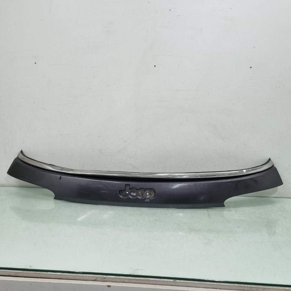 Moldura Tampa Traseira Jeep Compass Modelos 2017/20022 1