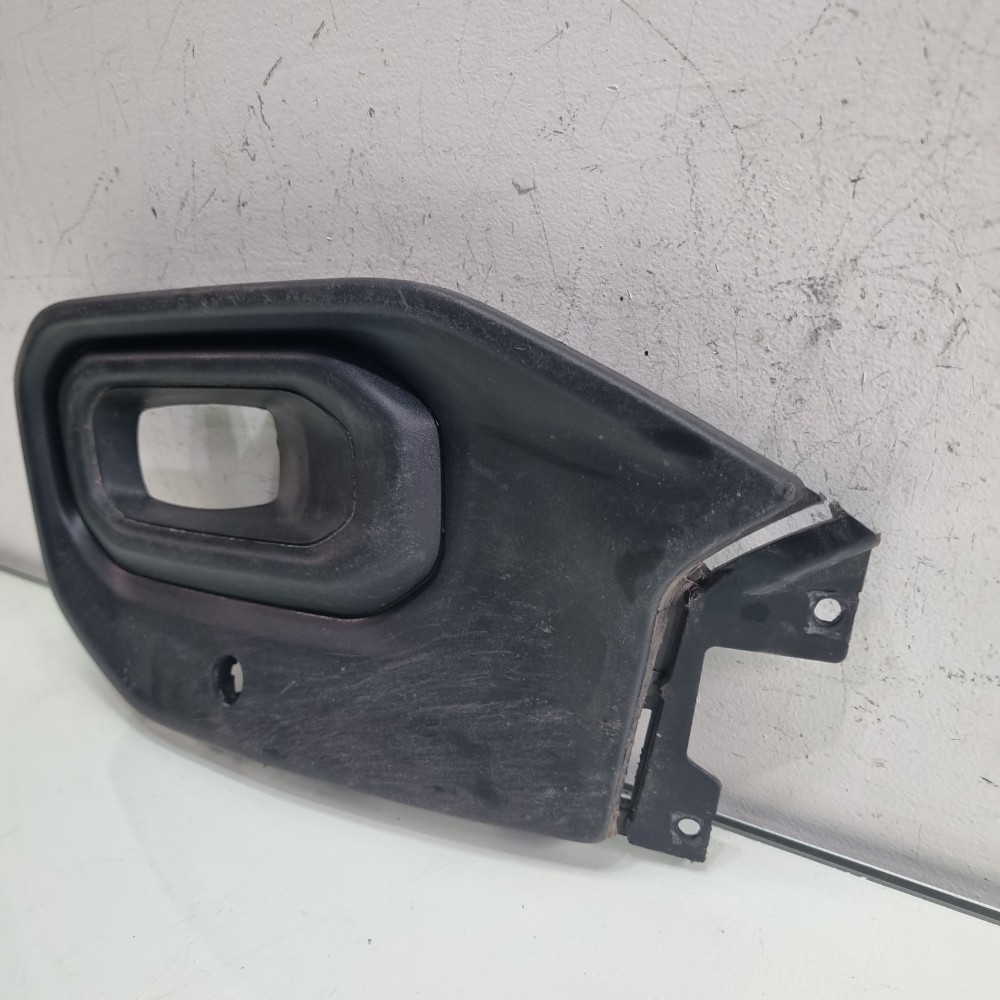 Moldura Do Farol De Milha Direito Ram Rampage 20242026 Orig Direito 3